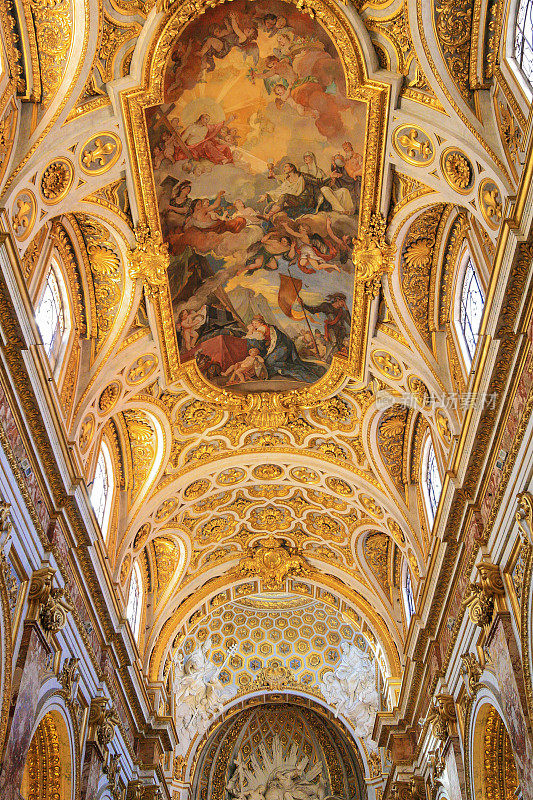 San Luigi dei Francesi 教堂内部，罗马，意大利。